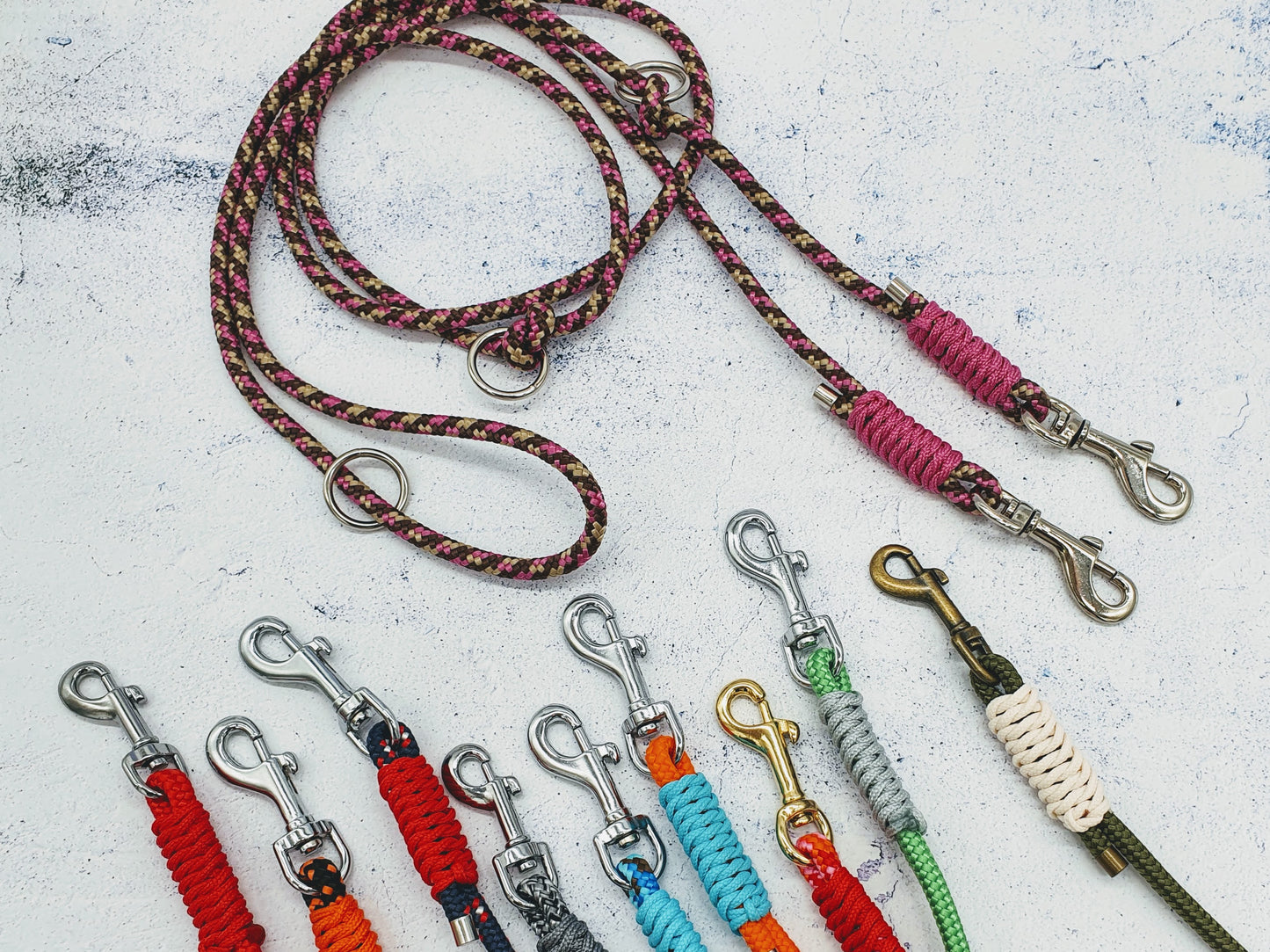 Führleine mit 2 Karabinern für kleine Hunde und Welpen aus 6mm Tau