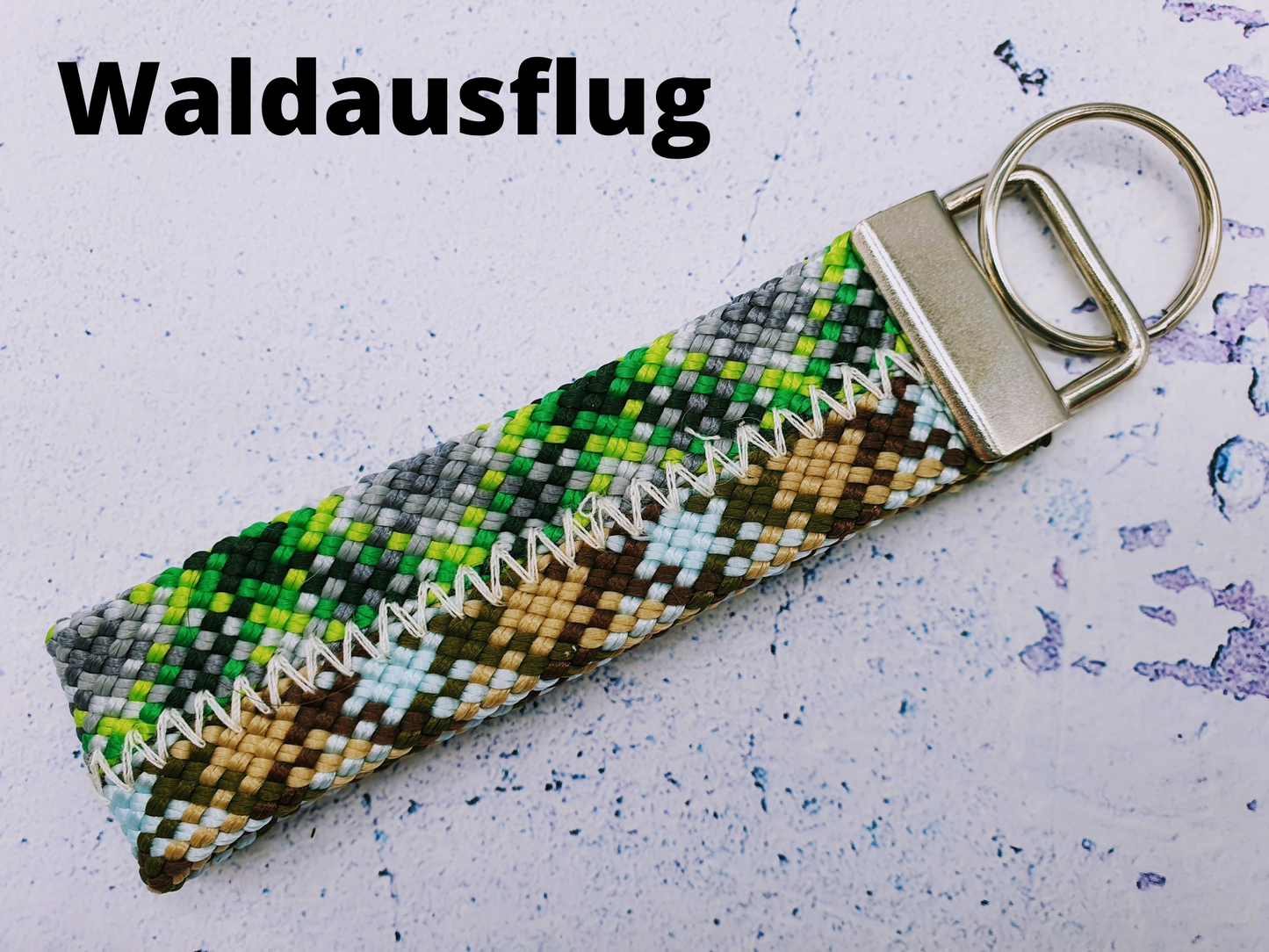 Schlüsselanhänger aus Seil im Kletterlook